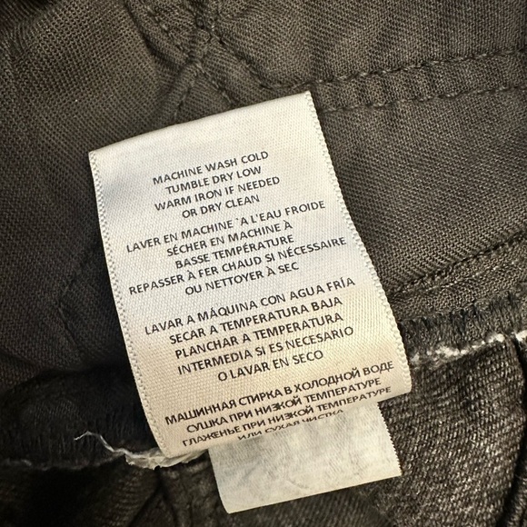 RE/DONE Levi’s Jeans Black Denim Cutoff Shorts 70’s High Rise Women Size 26 $275 - Picture 17 of 17